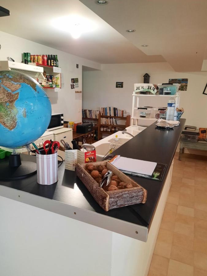Les Coteaux De Planeze, Chambre Pour 2, 3 Ou Famille Nombreuse 2 Adultes 5 Enfants Et Jeunes Belmont-Bretenoux Kültér fotó
